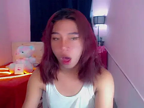 Snapshot of URsexyLylia chatting on 05-28-26, 01:36 URsexyLylia online show from 05-28-26, 01:36