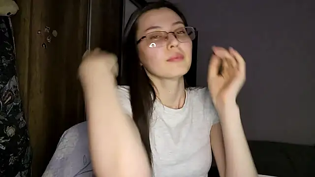 AshleyTropiano online show from 05-26-26, 04:36