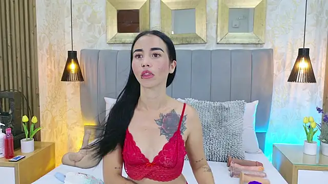 Sophie Vega online show from 07-17-26, 03:35