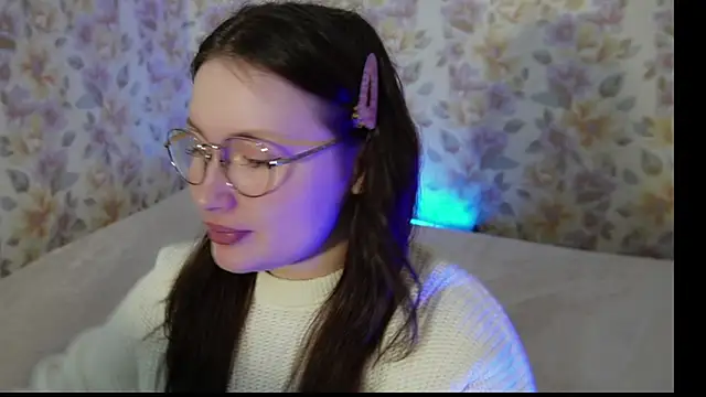 Snapshot of Tendre_Amelia chatting on 06-11-26, 08:34 Tendre Amelia online show from 06-11-26, 08:34