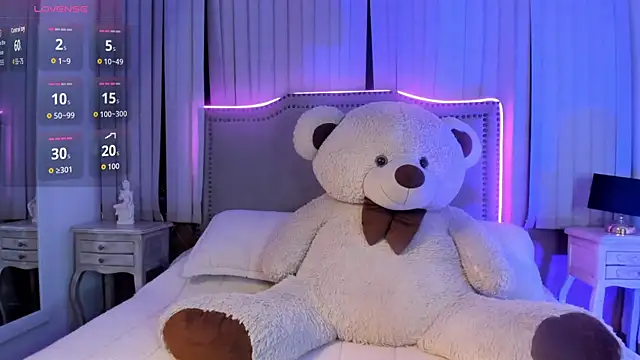 Snapshot of mariana__thompson chatting on 07-01-26, 02:57 mariana thompson online show from 07-01-26, 02:57