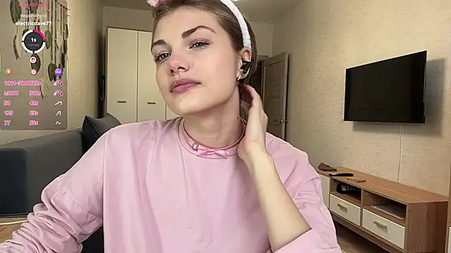 LinaFlamie online show from 06-12-26, 10:14