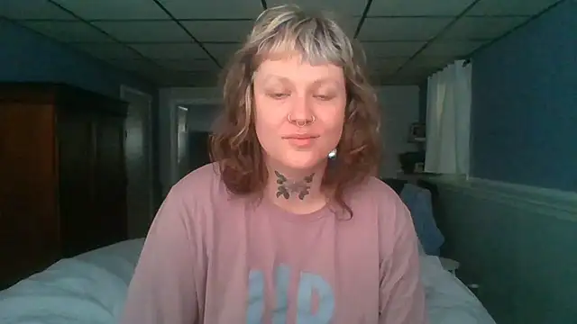 RosieSwitchBitch online show from 05-21-26, 12:45