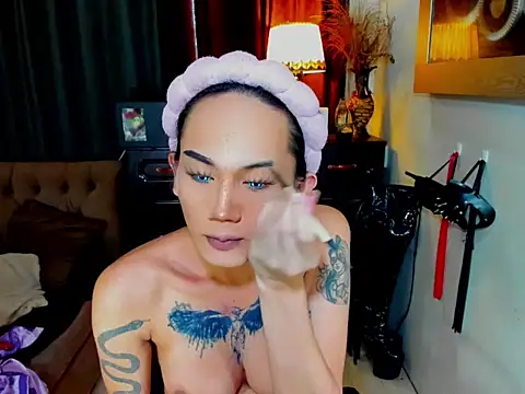 Snapshot of lubottarah chatting on 05-11-26, 01:11 lubottarah online show from 05-11-26, 01:11