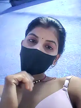 RUHI 1143 online show from 05-30-26, 06:49