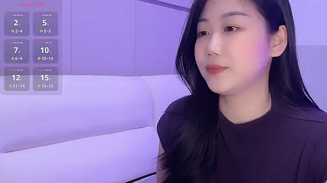 F-Yuwei online show from 04-29-26, 05:30