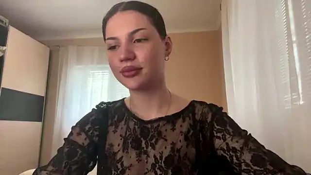 Snapshot of CrystalMuze chatting on 04-30-26, 01:39 CrystalMuze online show from 04-30-26, 01:39