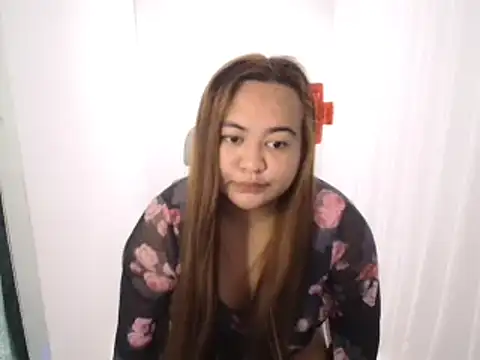 Snapshot of Czarinna chatting on 04-28-26, 06:35 Czarinna online show from 04-28-26, 06:35