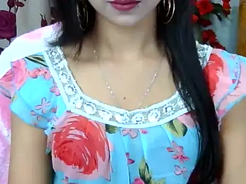 Snapshot of Alina_Nur chatting on 05-08-26, 06:24 Alina Nur online show from 05-08-26, 06:24