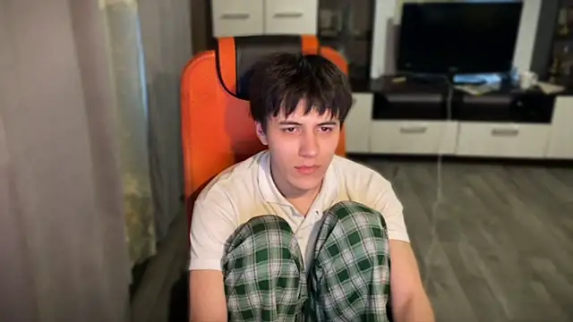 vialeras1 online show from 04-26-26, 01:47