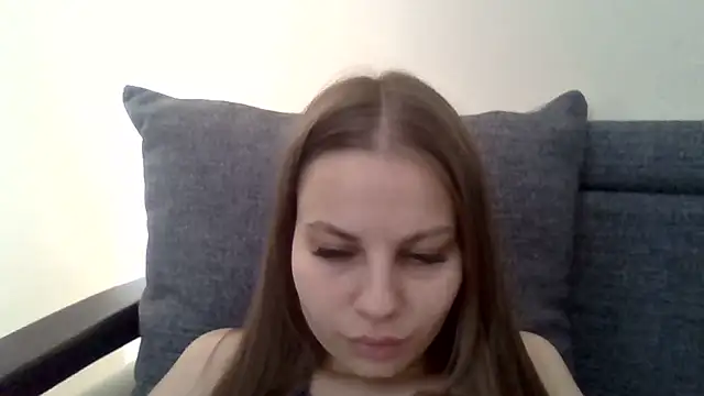 Snapshot of _Linsyy_ee_ chatting on 05-15-26, 10:11 Linsyy ee online show from 05-15-26, 10:11
