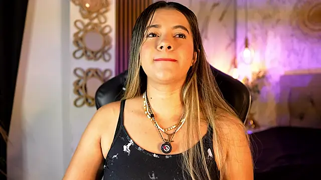 Snapshot of Leidy_2026 chatting on 06-01-26, 01:02 Leidy 2026 online show from 06-01-26, 01:02