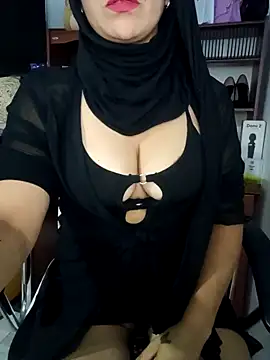 nadia  abaud online show from 01-20-25, 12:36