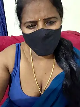 Snapshot of Sunitha-tamilponu chatting on 06-19-26, 04:55 Sunitha-tamilponu online show from 06-19-26, 04:55