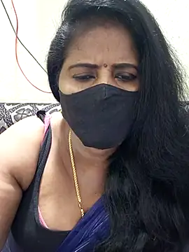 Snapshot of Sunitha-tamilponu chatting on 07-12-26, 05:42 Sunitha-tamilponu online show from 07-12-26, 05:42