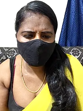 Snapshot of Sunitha-tamilponu chatting on 07-15-26, 06:02 Sunitha-tamilponu online show from 07-15-26, 06:02