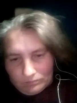 Snapshot of IrisMaris37 chatting on 05-13-26, 07:17 IrisMaris37 online show from 05-13-26, 07:17
