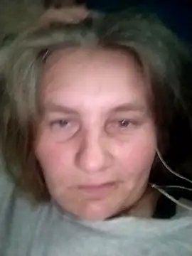 Snapshot of IrisMaris37 chatting on 06-13-26, 09:40 IrisMaris37 online show from 06-13-26, 09:40