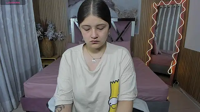 Snapshot of Krysstal_tay1 chatting on 06-15-26, 11:45 Krysstal tay1 online show from 06-15-26, 11:45