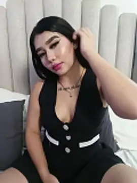 Snapshot of abby_doll_ chatting on 05-15-26, 03:24 abby doll online show from 05-15-26, 03:24