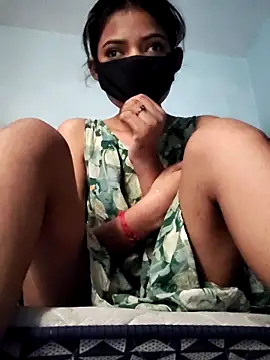 Aaliya-- online show from 04-26-26, 07:50