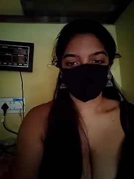Snapshot of vanika2000 chatting on 07-01-26, 04:36 vanika2000 online show from 07-01-26, 04:36