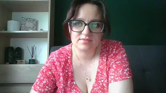Snapshot of sensual_paris chatting on 08-05-26, 05:21 sensual paris online show from 08-05-26, 05:21