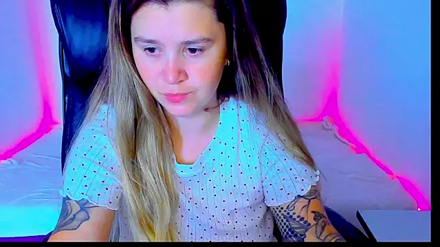 Snapshot of Natali_Secret chatting on 08-05-26, 10:07 Natali Secret online show from 08-05-26, 10:07