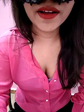 Razoee online show from 05-21-26, 04:58