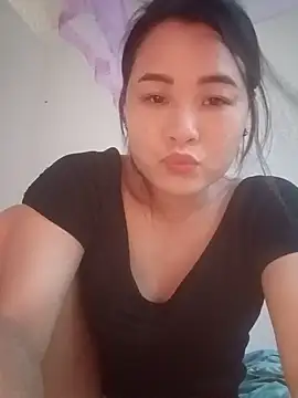 Snapshot of Pivi12 chatting on 06-04-26, 02:50 Pivi12 online show from 06-04-26, 02:50