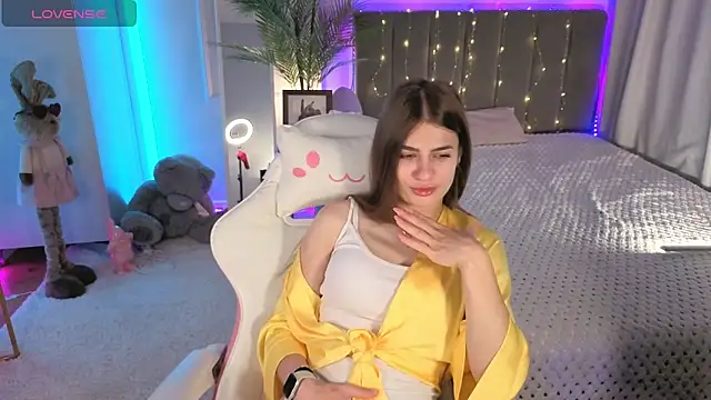 Snapshot of Dayana_Mood chatting on 06-02-26, 06:37 Dayana Mood online show from 06-02-26, 06:37