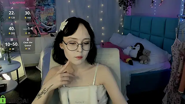 Snapshot of Lilac-Muse chatting on 06-26-26, 11:03 Lilac-Muse online show from 06-26-26, 11:03