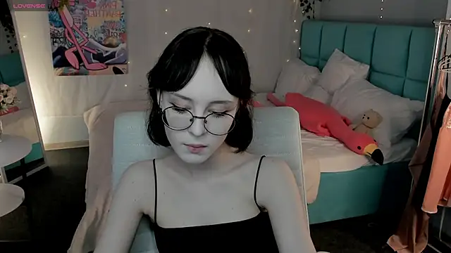 Snapshot of Lilac-Muse chatting on 07-11-26, 11:13 Lilac-Muse online show from 07-11-26, 11:13
