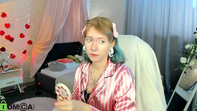 Snapshot of Elira_Vane chatting on 06-03-26, 02:47 Elira Vane online show from 06-03-26, 02:47