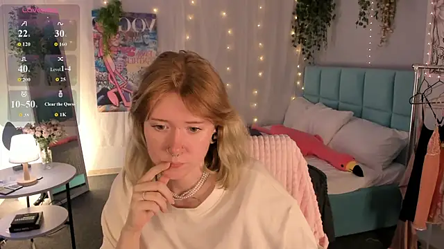 Snapshot of Elira_Vane chatting on 07-12-26, 02:57 Elira Vane online show from 07-12-26, 02:57