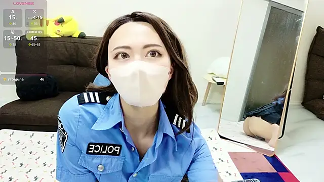 Snapshot of Mirei-chan chatting on 05-31-26, 01:40 Mirei-chan online show from 05-31-26, 01:40
