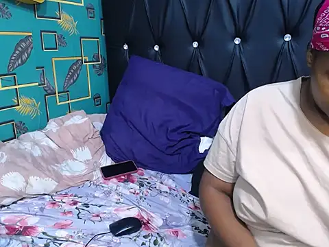 CandyBoobs69 online show from 06-08-26, 04:35