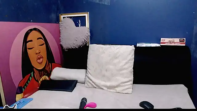 Snapshot of LolaSavageXO chatting on 06-26-26, 07:24 LolaSavageXO online show from 06-26-26, 07:24