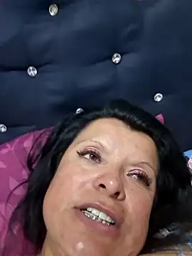 Snapshot of Samantha_Kieran chatting on 06-15-26, 03:31 Samantha Kieran online show from 06-15-26, 03:31