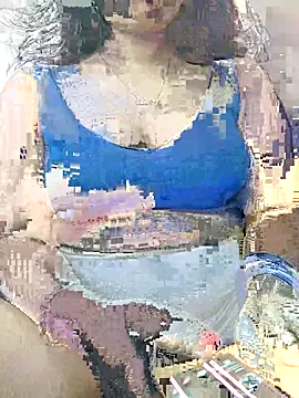 Snapshot of HD_Queen_69 chatting on 07-10-26, 07:05 HD Queen 69 online show from 07-10-26, 07:05