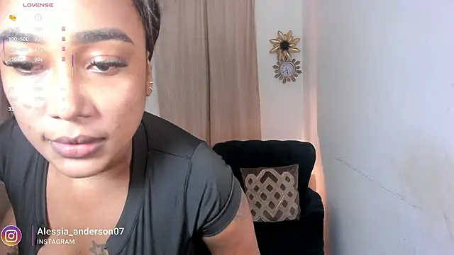 Snapshot of alessia_anderson chatting on 03-11-25, 09:04 alessia anderson online show from 03-11-25, 09:04
