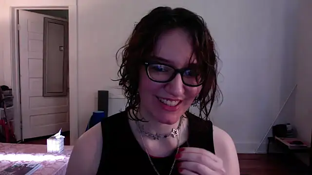 AnnywnBelle online show from 05-05-26, 10:07