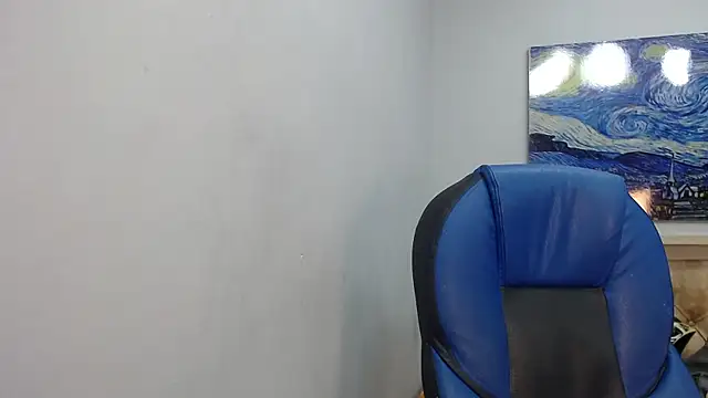 Snapshot of Ethanx18_ chatting on 05-31-26, 04:31 Ethanx18 online show from 05-31-26, 04:31