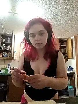 Snapshot of mistressmimi7 chatting on 05-07-26, 04:56 mistressmimi7 online show from 05-07-26, 04:56