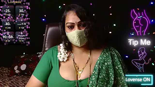 Snapshot of telugu_pillapreethi chatting on 05-28-26, 04:04 telugu pillapreethi online show from 05-28-26, 04:04