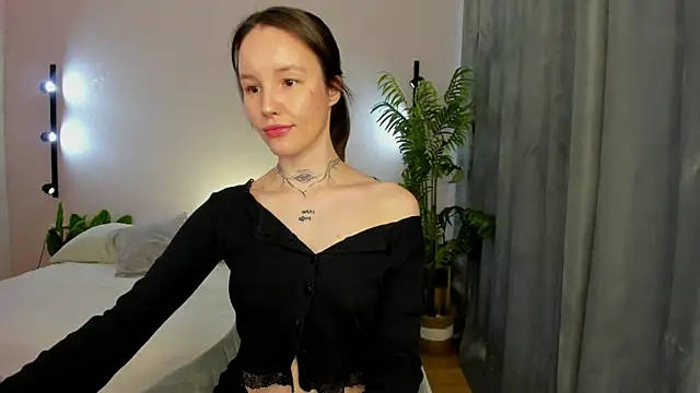 Snapshot of Sasha_Misss chatting on 05-30-26, 01:03 Sasha Misss online show from 05-30-26, 01:03