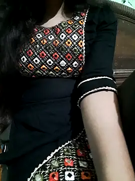 Your khushi71 online show from 06-17-26, 07:04