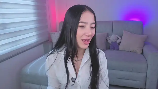 sofianddickk  online show from 05-12-26, 02:36