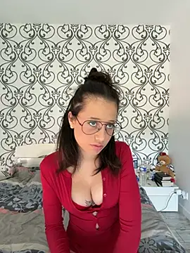 lilou philips online show from 05-21-26, 12:12