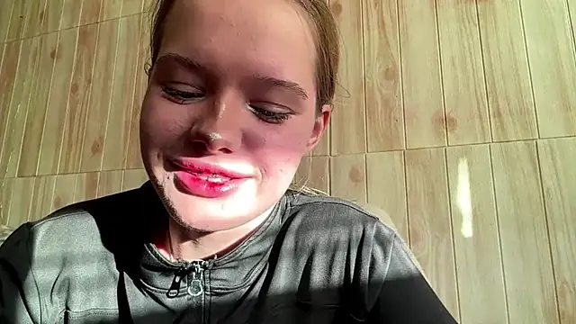 Snapshot of Malinwitch chatting on 06-02-26, 03:14 Malinwitch online show from 06-02-26, 03:14